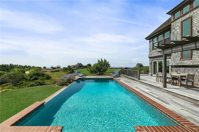 $5,250,000 | 1328 Cooneymus Road, Block Island, RI 02807