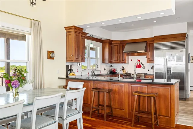 $5,250,000 | 1328 Cooneymus Road, Block Island, RI 02807