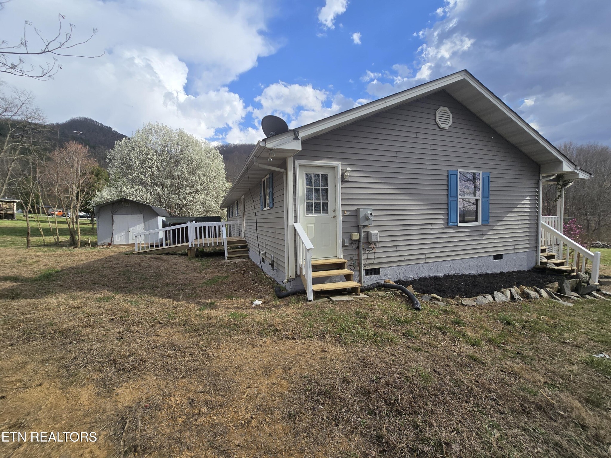 2737 Clabo Road Sevierville, TN 37862 - Photo 31 of 37 Gallery Image 31
