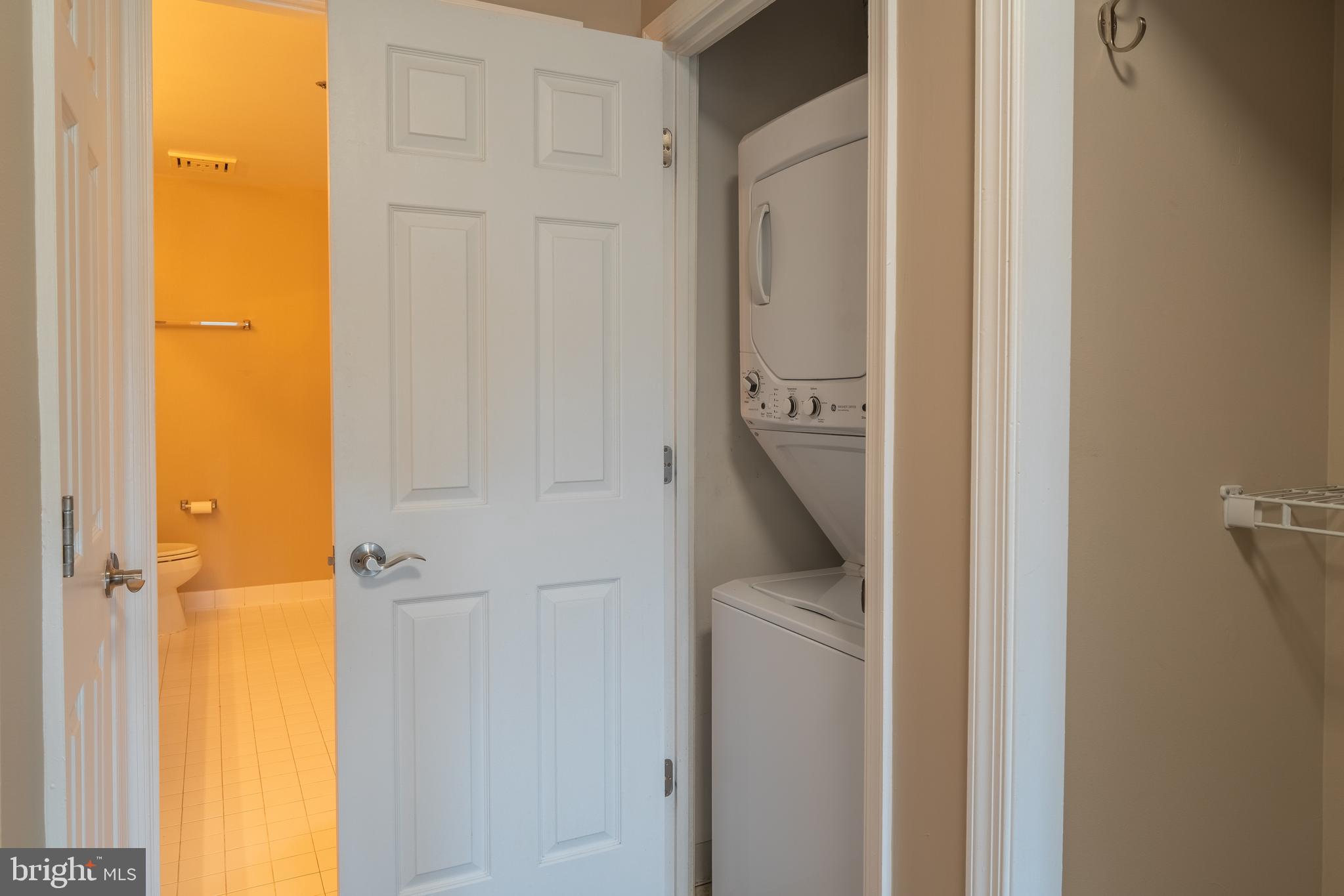 100 Harborview Drive, Unit 814 Baltimore, MD 21230 - Photo 18 of 21