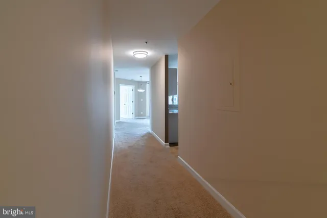 $285,000 | 100 Harborview Drive, Unit 814, Baltimore, MD 21230