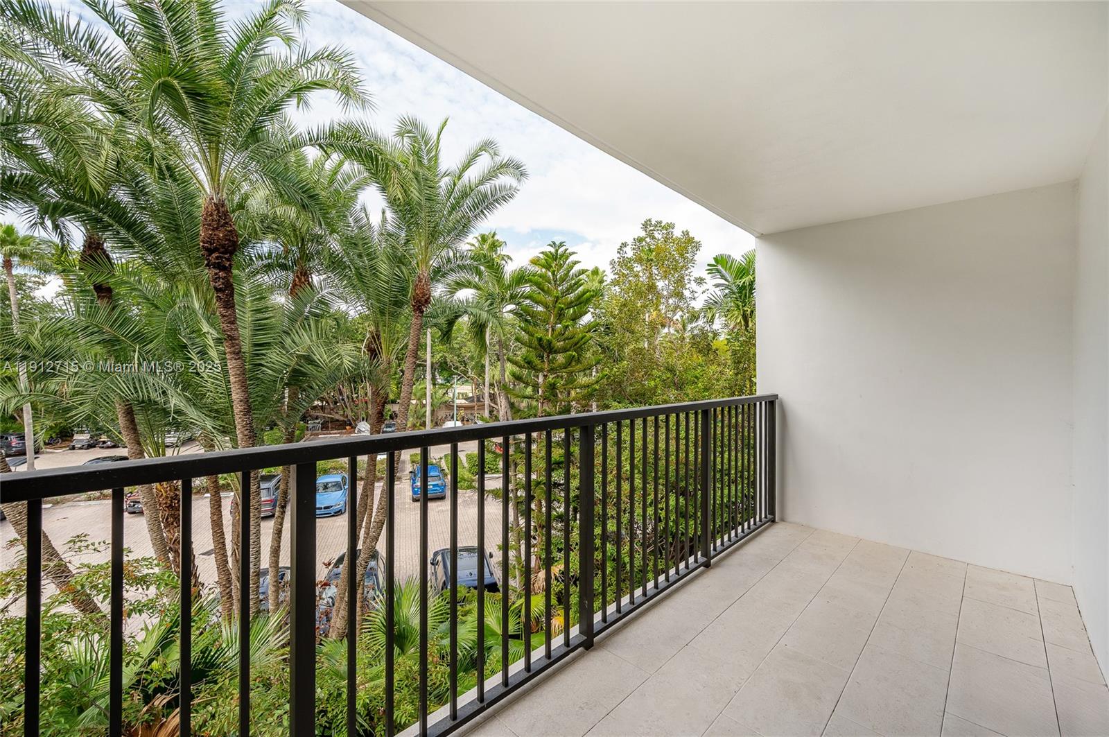 55 Ocean Ln Drive, Unit 3030 Key Biscayne, FL 33149 - Photo 11 of 22 a view of balcony with a plant