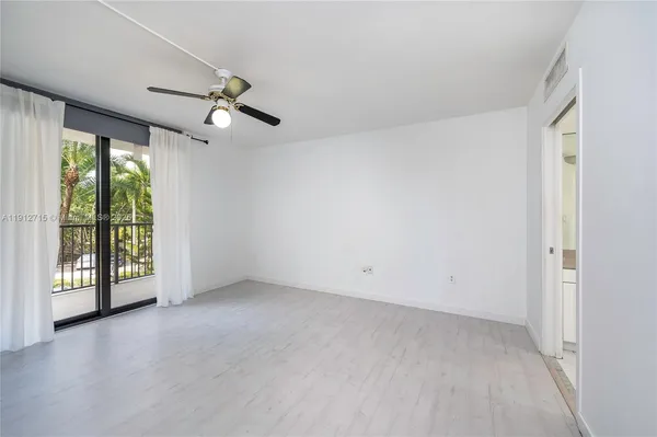 $620,000 | 55 Ocean Ln Drive, Unit 3030, Key Biscayne, FL 33149
