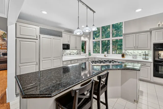 $1,125,000 | 90888 Bluff Drive, Marcellus, MI 49067