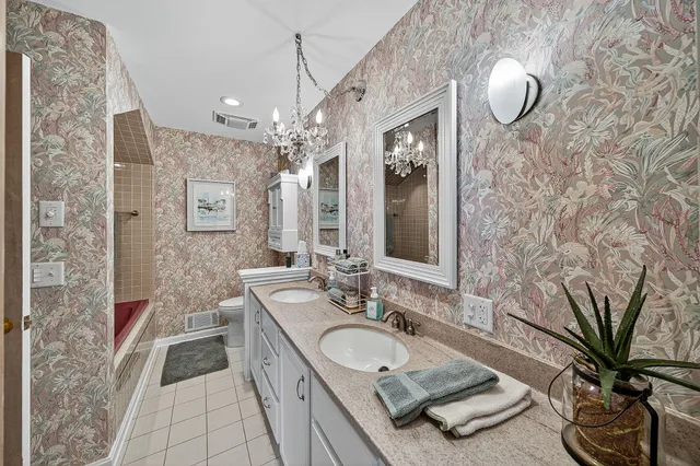 $1,125,000 | 90888 Bluff Drive, Marcellus, MI 49067