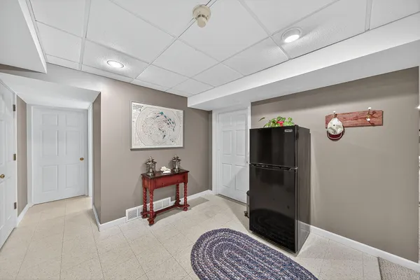 $1,125,000 | 90888 Bluff Drive, Marcellus, MI 49067