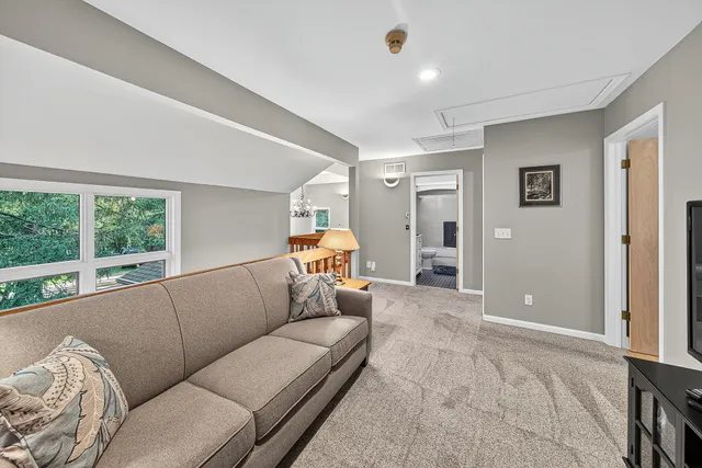 $1,125,000 | 90888 Bluff Drive, Marcellus, MI 49067