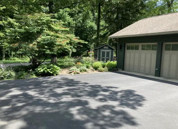 $1,125,000 | 90888 Bluff Drive, Marcellus, MI 49067