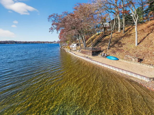 $1,125,000 | 90888 Bluff Drive, Marcellus, MI 49067