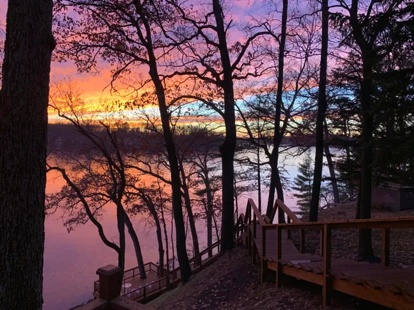 $1,125,000 | 90888 Bluff Drive, Marcellus, MI 49067