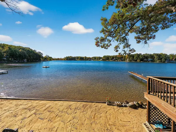 $1,125,000 | 90888 Bluff Drive, Marcellus, MI 49067