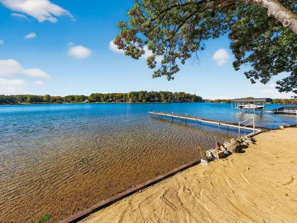 $1,125,000 | 90888 Bluff Drive, Marcellus, MI 49067