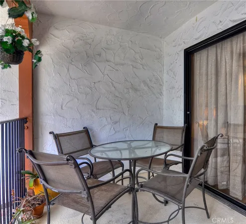 $7,950 | 511 Avenida Del Mar, Unit 4, San Clemente, CA 92672
