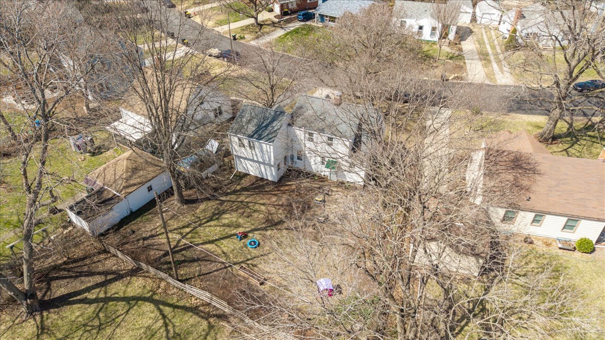 413 Grant Street Normal, IL 61761 - Photo 36 of 40 a view of a backyard of the house