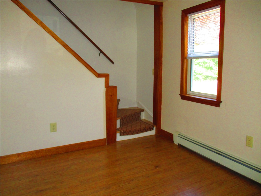 91 Milton Road Warwick, RI 02888 - Photo 7 of 12 Gallery Image 7