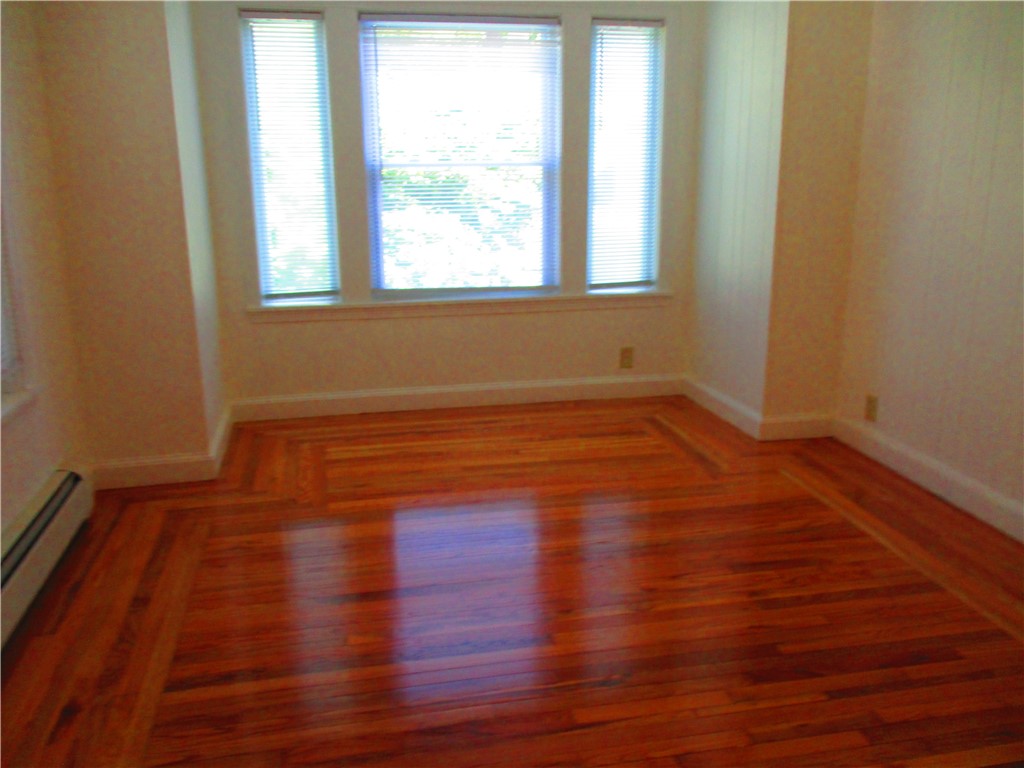 91 Milton Road Warwick, RI 02888 - Photo 8 of 12 Gallery Image 8
