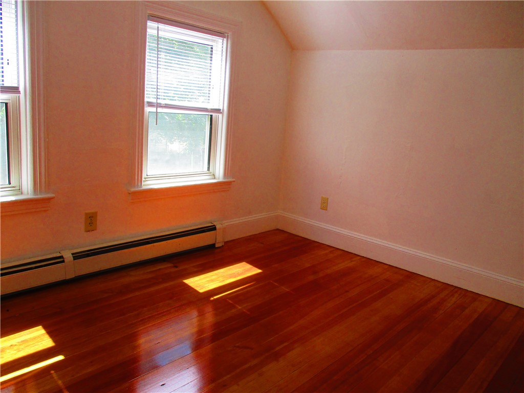 91 Milton Road Warwick, RI 02888 - Photo 10 of 12 Gallery Image 10