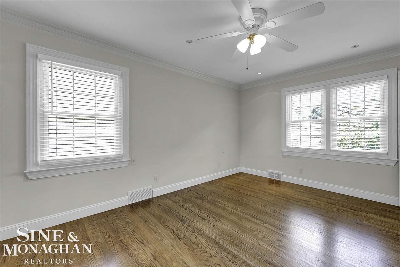 308 Kerby Road Grosse Pointe Farms, MI 48236 - Photo 17 of 32