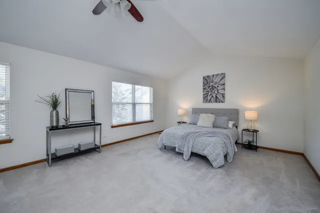 $385,000 | 3174 Renard Lane, St. Charles, IL 60175