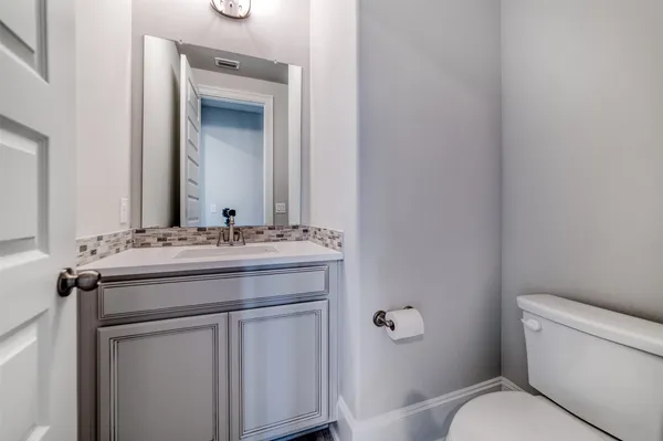 $5,000 | 19500 Summit Glory Trail, Unit 139, Spicewood, TX 78669