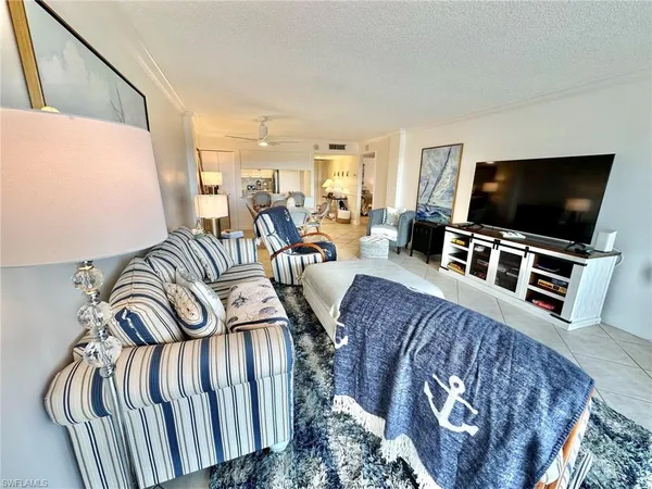 $7,500 | 1 Bluebill Avenue, Unit 604, Naples, FL 34108