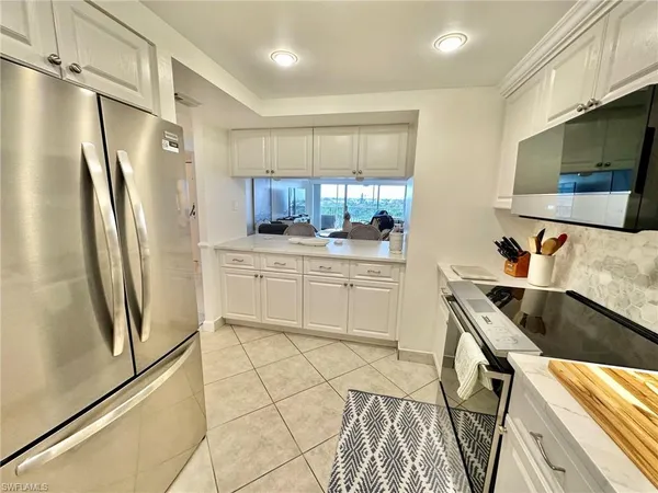 $7,500 | 1 Bluebill Avenue, Unit 604, Naples, FL 34108