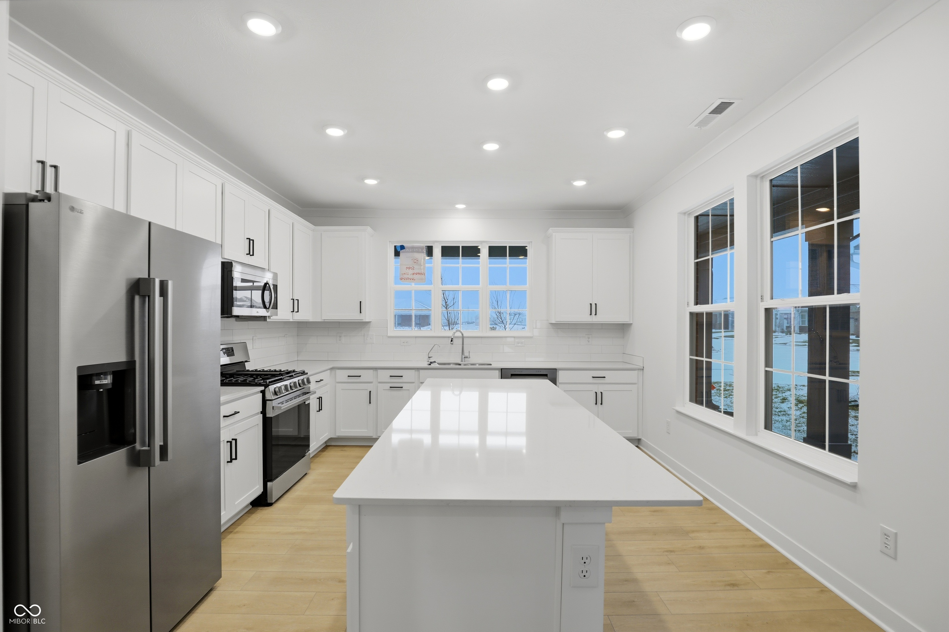 5199 Nettleton Way Avon, IN 46123 - Photo 11 of 44