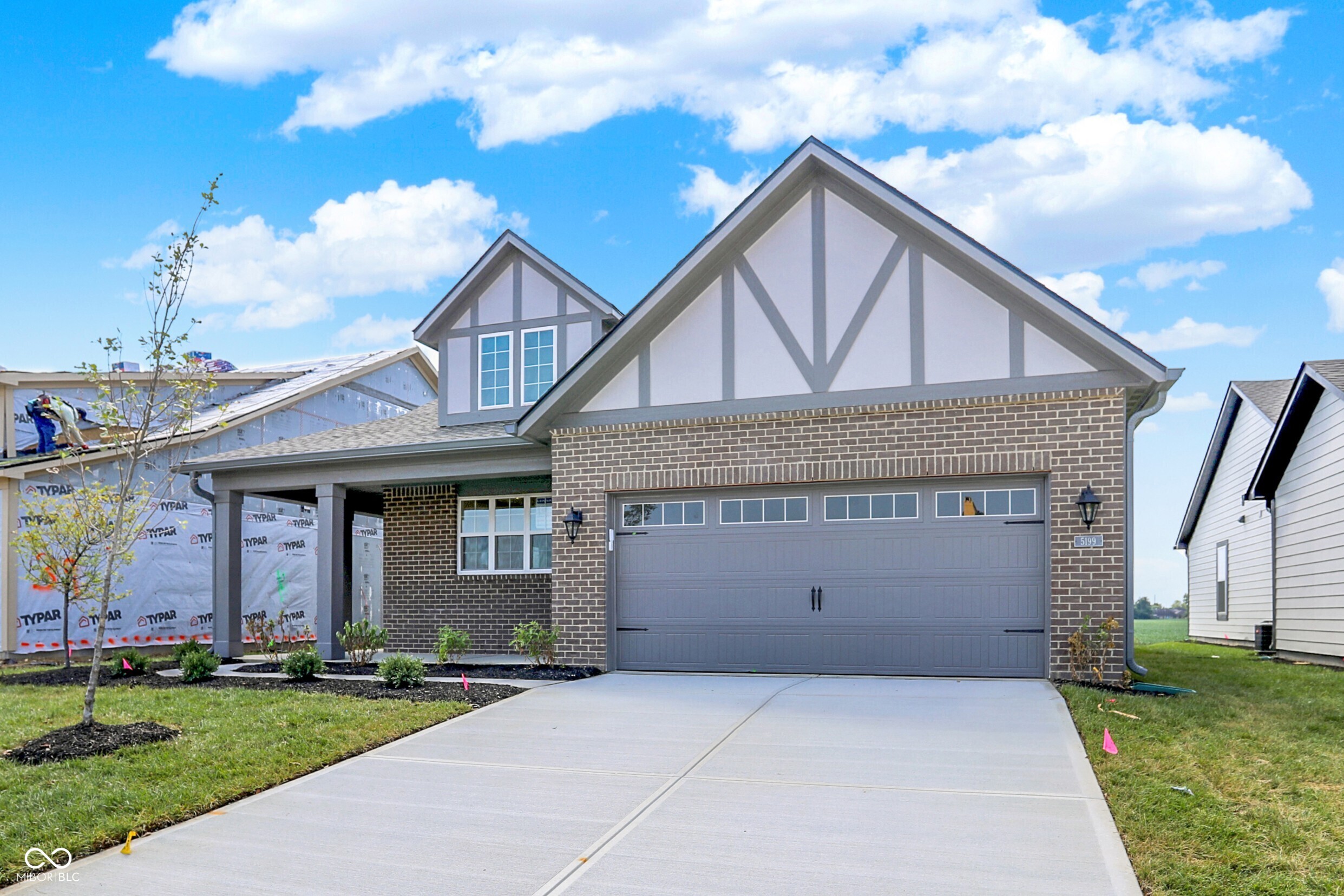 5199 Nettleton Way Avon, IN 46123 - Photo 3 of 44