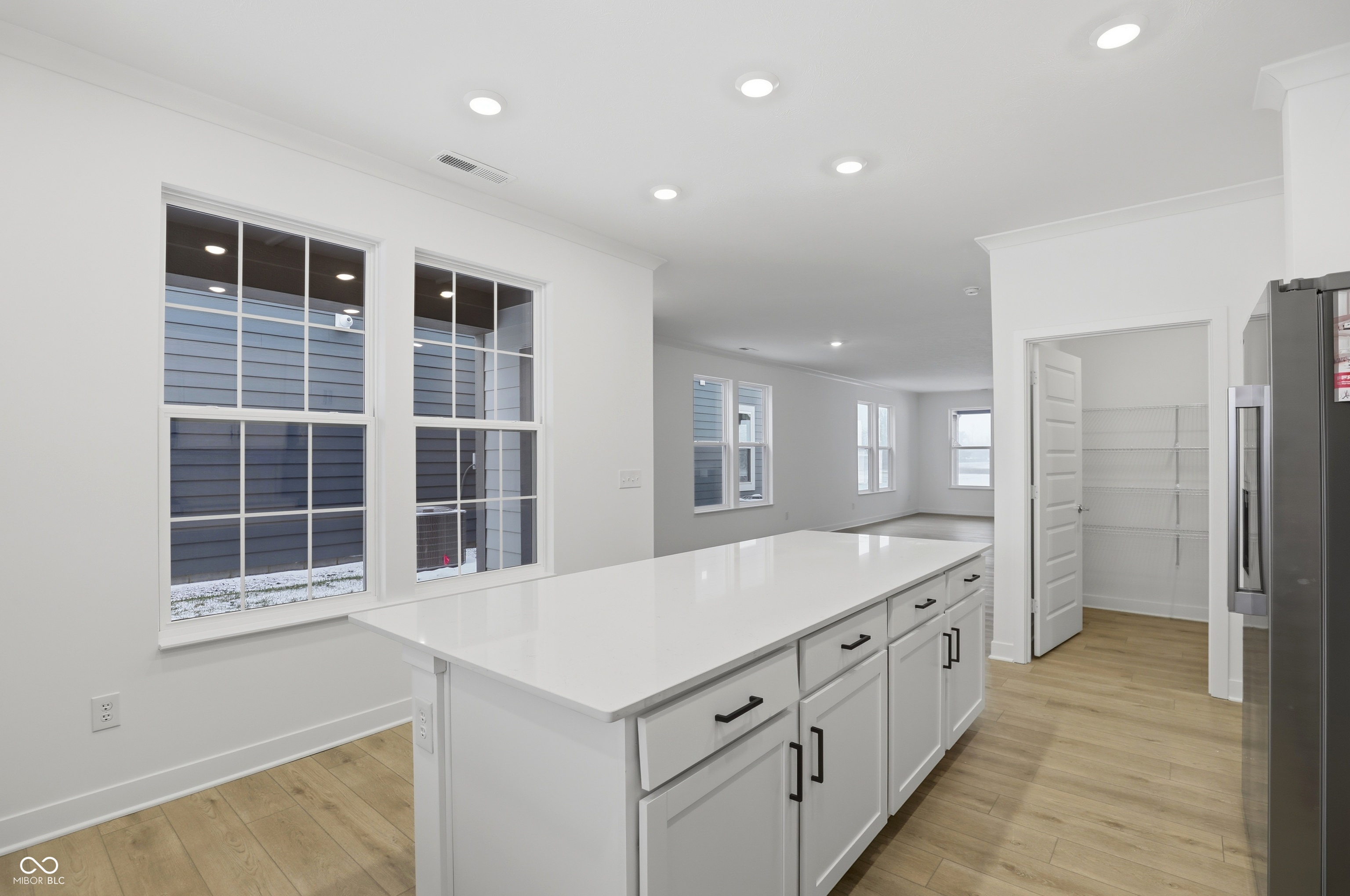 5199 Nettleton Way Avon, IN 46123 - Photo 9 of 44