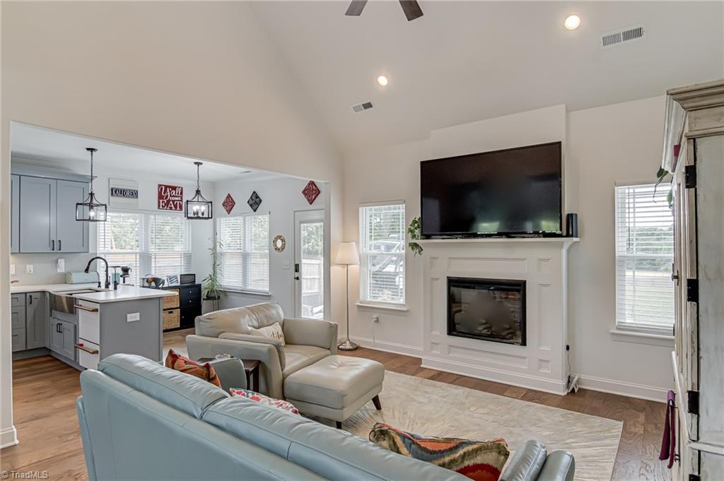 8424 Fairgrove Church Road Browns Summit, NC 27214 - Photo 4 of 46