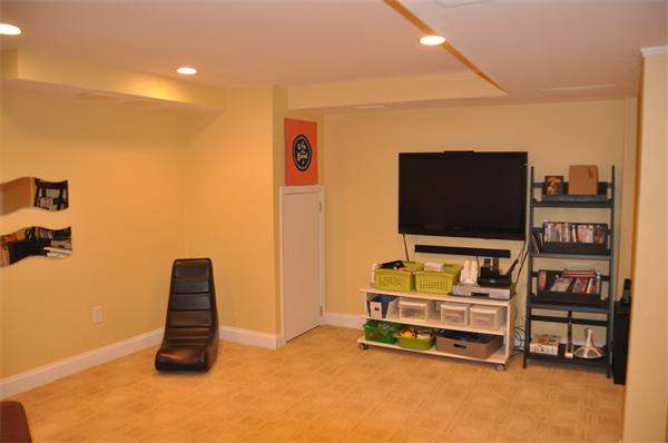 78 Phillips Brooks Road Westwood, MA 02090 - Photo 13 of 17 Gallery Image 13