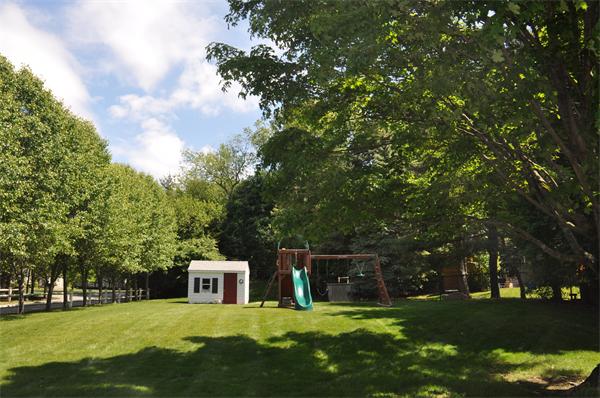 78 Phillips Brooks Road Westwood, MA 02090 - Photo 16 of 17 Gallery Image 16