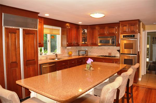 78 Phillips Brooks Road Westwood, MA 02090 - Photo 2 of 17 Gallery Image 2