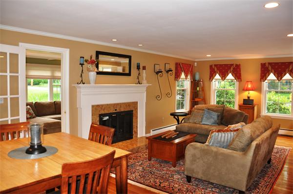 78 Phillips Brooks Road Westwood, MA 02090 - Photo 6 of 17 Gallery Image 6