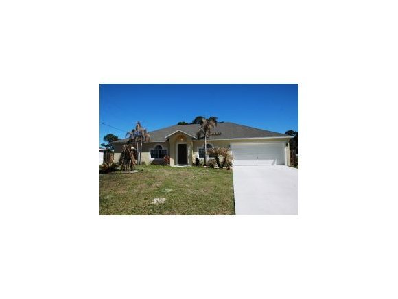 601 Southwest David Palm Bay, FL 32908 - Photo 1 of 5 Primary Photo