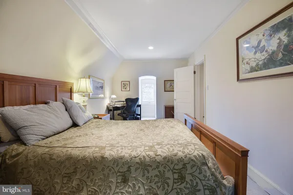 $1,850,000 | 4305 Bradley Lane, Chevy Chase, MD 20815