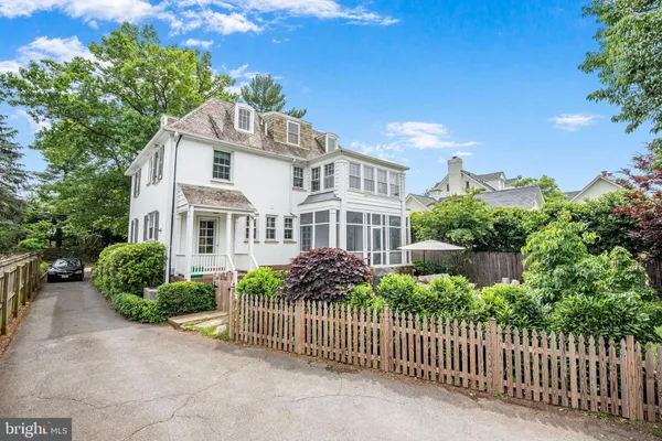 $1,850,000 | 4305 Bradley Lane, Chevy Chase, MD 20815