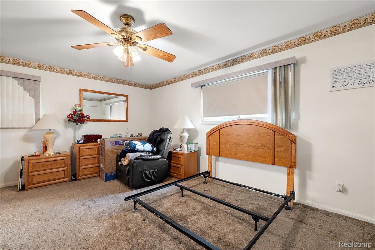 17141 Westhampton Road Southfield, MI 48075 - Photo 23 of 42 44-17141 Westhampton -44.jpg