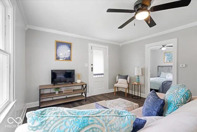 $1,600 | 606 East County Line Road, Indianapolis, IN 46227