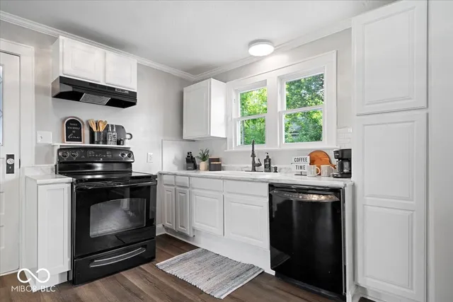 $1,600 | 606 East County Line Road, Indianapolis, IN 46227