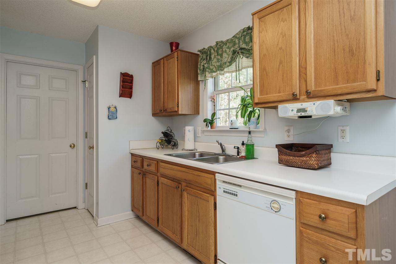 304 Adelaide Road Holly Springs, NC 27540 - Photo 9 of 20 Gallery Image 9