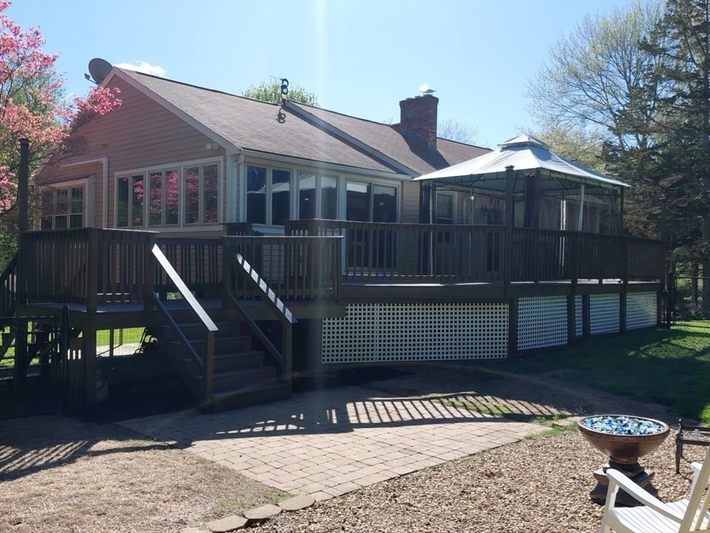 70 R Milk Street Blackstone, MA 01504 - Photo 9 of 38