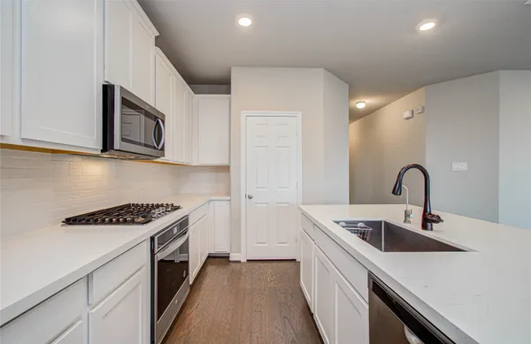 $348,000 | 145 Sunray Creek Drive, Katy, TX 77493