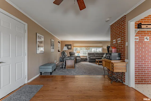 $210,000 | 6 Meadow Lane, Lincoln, IL 62656