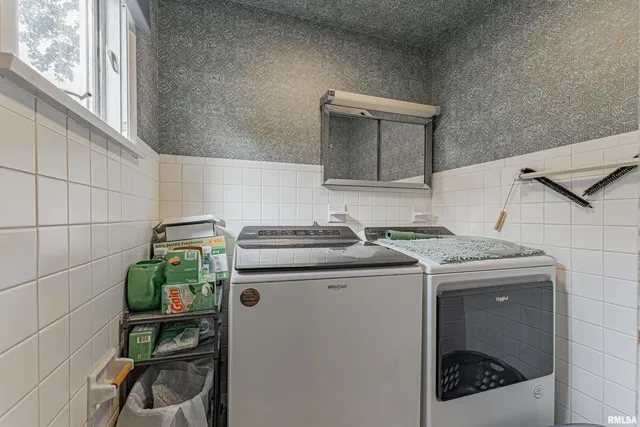 $210,000 | 6 Meadow Lane, Lincoln, IL 62656