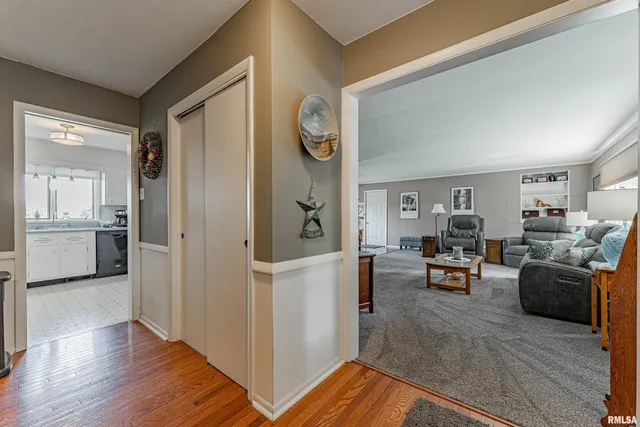 $210,000 | 6 Meadow Lane, Lincoln, IL 62656