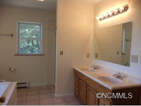 1 Bridle Path Road Asheville, NC 28804 - Photo 20 of 22 Gallery Image 20