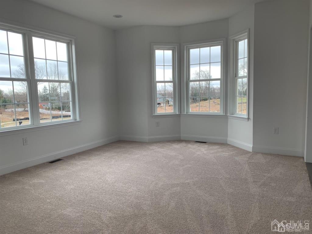 21 May Road East Brunswick, NJ 08816 - Photo 14 of 18 an empty room with a window