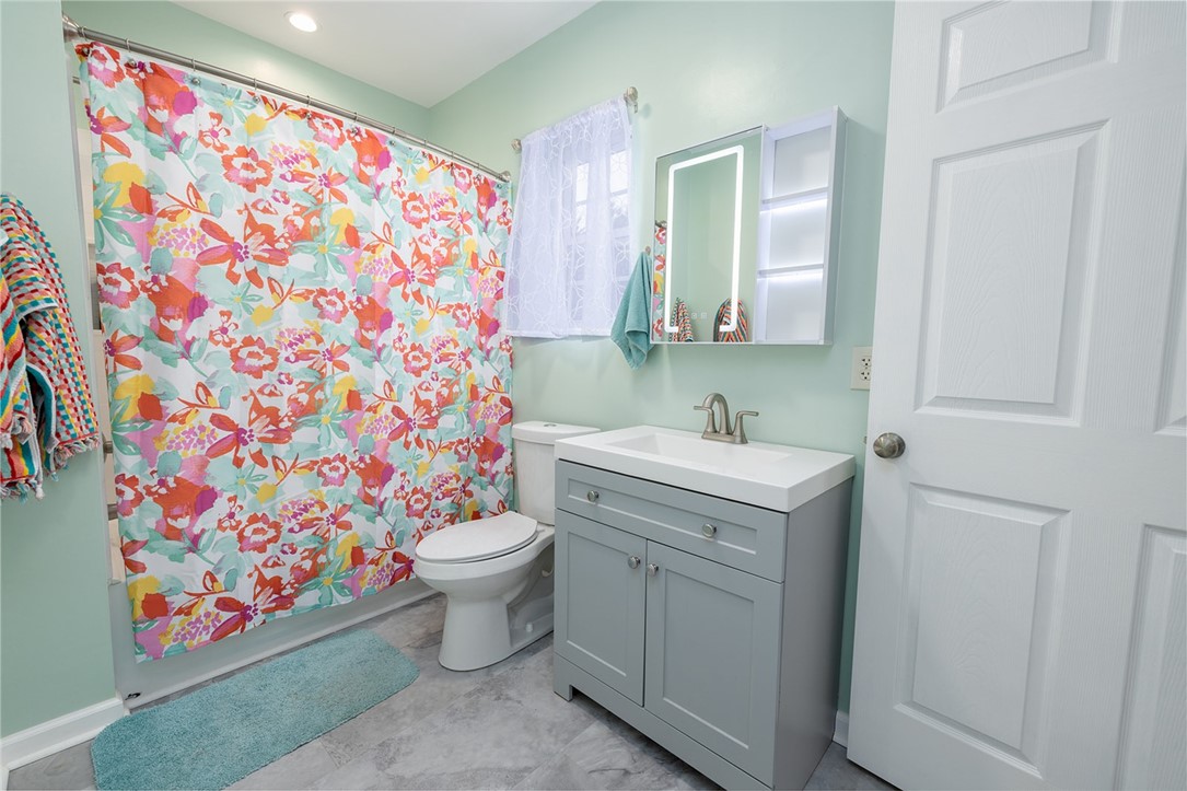 105 Edens Ridge Drive Six Mile, SC 29682 - Photo 31 of 48 Gallery Image 31
