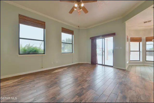 a view of an empty walk in closet